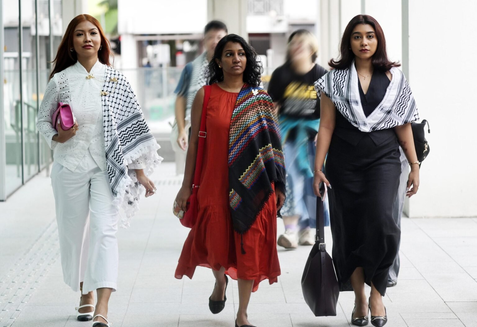 সিঙ্গাপুরে ফিলিস্তিন সমর্থনে পদযাত্রা: তিন নারী বেকসুর খালাস