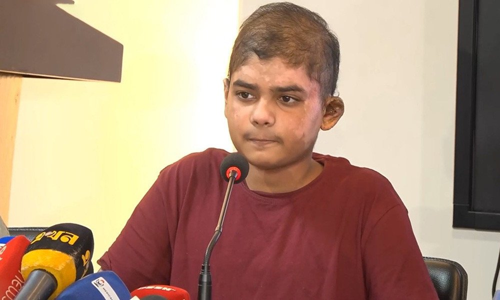 মাইলস্টোন দুর্ঘটনায় দগ্ধ আরিয়ান ১২২ দিনের লড়াই শেষে বাড়ি ফিরল