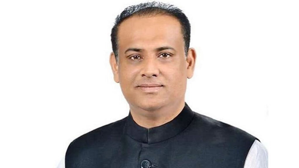 সাবেক ভূমিমন্ত্রী জাবেদসহ পরিবারের বিরুদ্ধে দুদকের ৪ মামলা